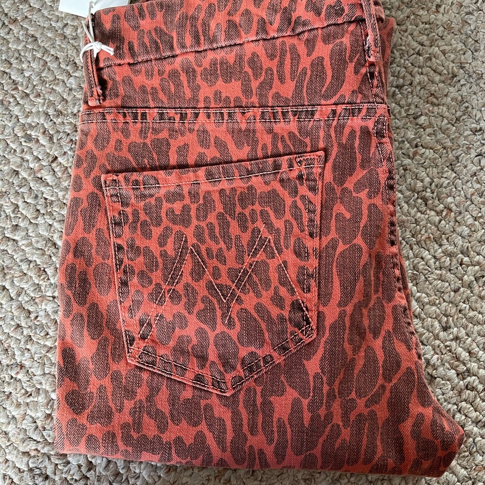 Mother High Waisted Looker Ankle Fray
